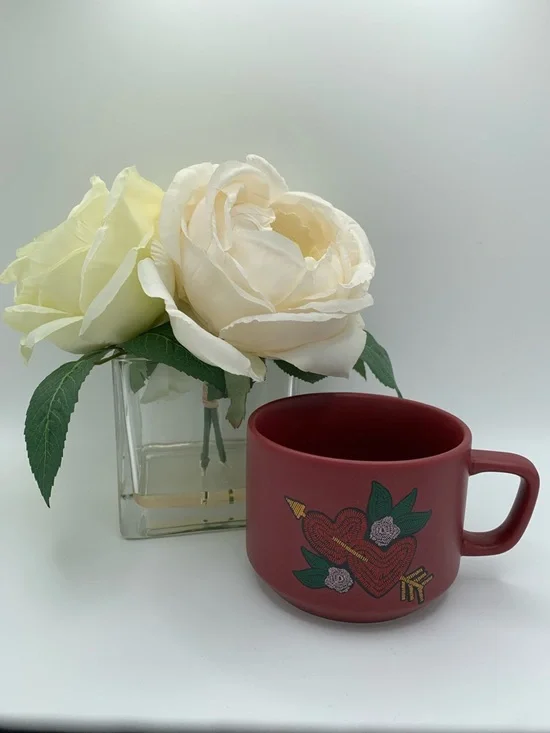 2018 Starbucks Valentine's Day double hearts and arrow ceramic coffee mug. - Picture 3 of 9